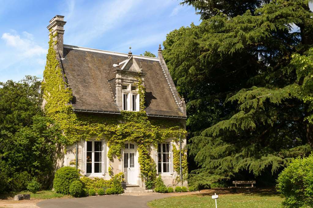 Domaine De La Tortiniere Hotel Veigné Exterior foto